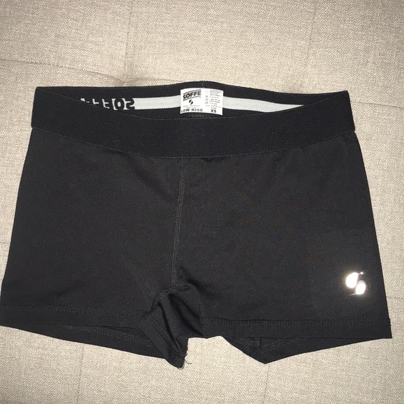low rise compression shorts